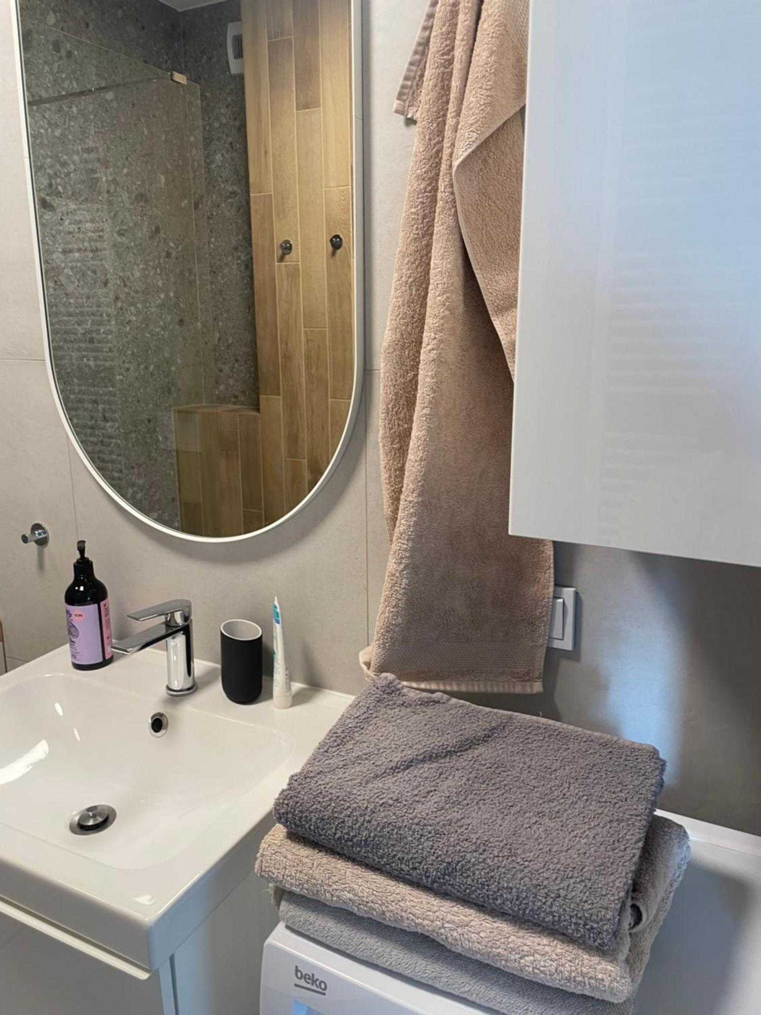קטוביץ Sloneczny Apartament Z Garazem Przy Parku Kosciuszki מראה חיצוני תמונה